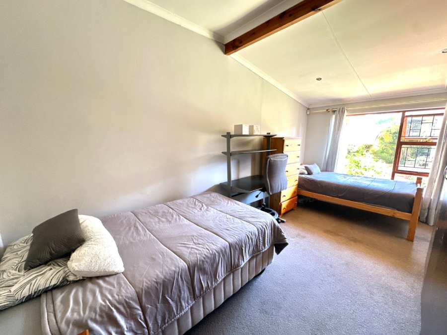 4 Bedroom Property for Sale in Bergsig Western Cape